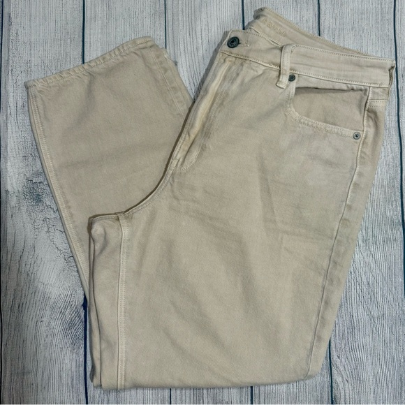American Eagle| Khaki Jeans size 16 - Picture 2 of 5
